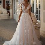 Espectacular Vestido de Novia Linea A Manga Larga Hermosos Apliques de Encaje. Ref: QBYE1234