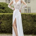 Vestido de Novia Falda Recta Escote y Espalda en V Manga Larga con Hermosos Apliques. Ref. MVNBTSPD