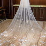 Velo con Aplicaciones de Encaje- QV144