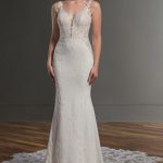 Vestido de Novia Estilo Sirena Escote y Espalda en V con Hermosos Encaje Floral. Ref. QBYES1025