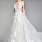 Increíble Vestido de Novia Corte en A Liviano Flores Grandes y Brillos en Citas Ref. QBYE7681